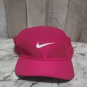 🌷🧢Nike Fuchsia Women's DRI-FIT ADV Cap with White Logo🧢